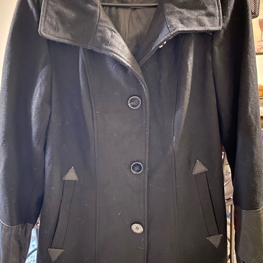 Nicole Miller Black Pea Coat – Timeless Elegance (Large) - Picture 2 of 7